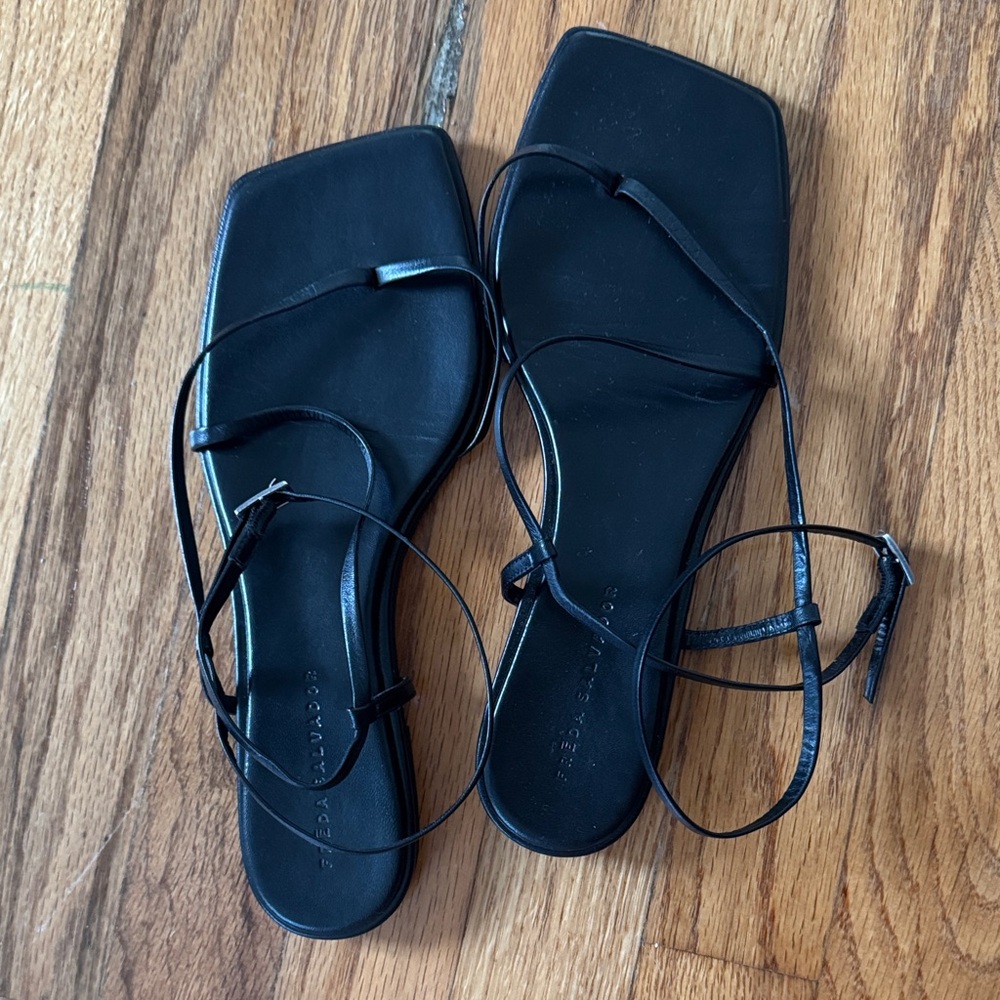 Freda Salvador ALEXIA Black Strappy Sandals
